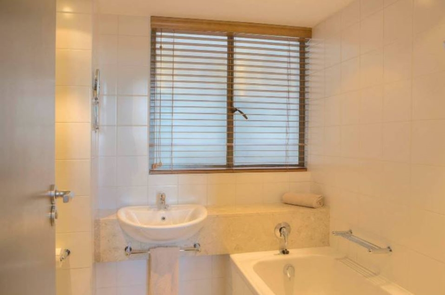 To Let 1 Bedroom Property for Rent in Cape Town City Centre Western Cape